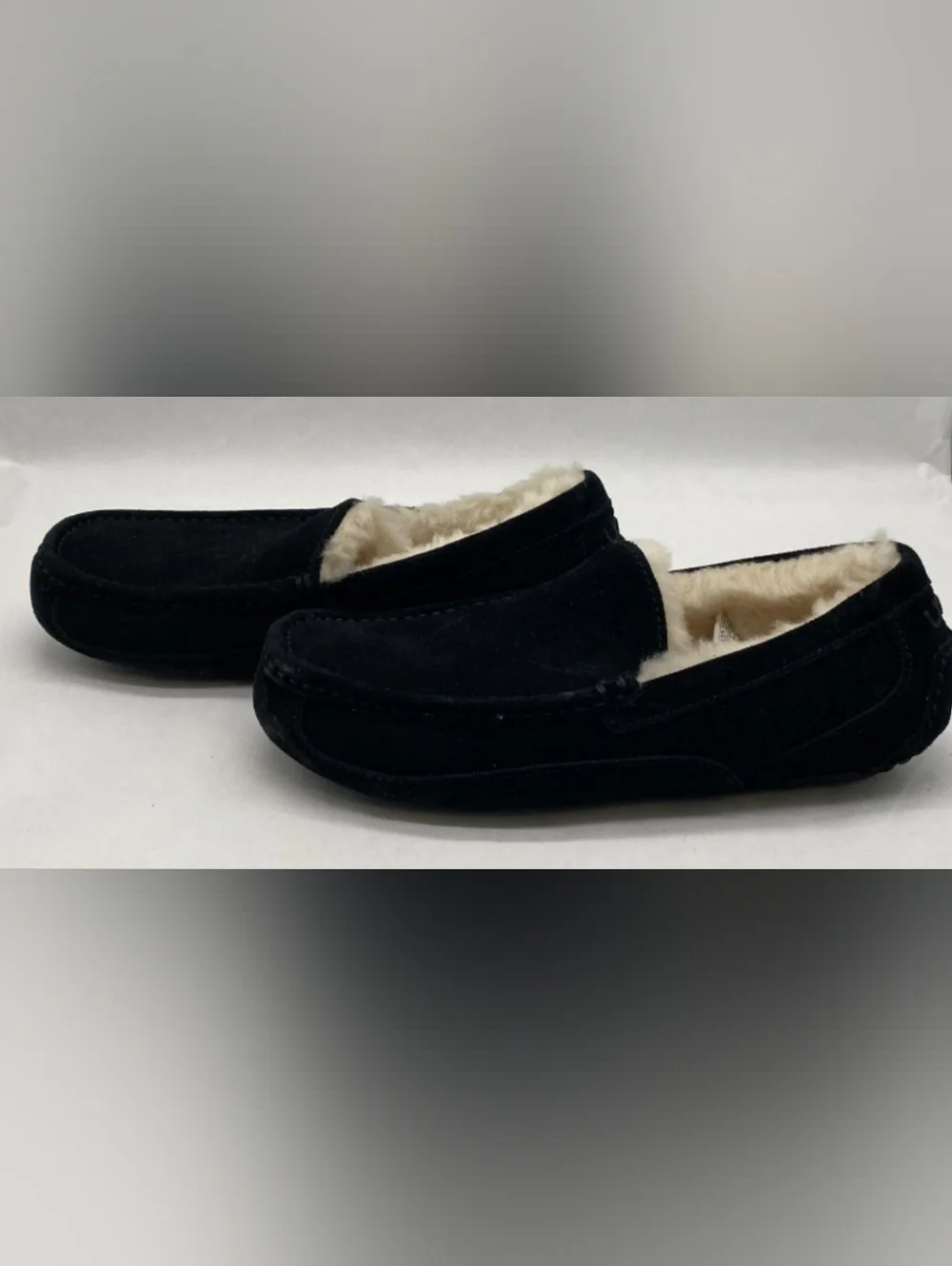 UGG Ascot Black Moccasin Suede Slippers Men's Size 8 NWOT MSRP $119.95